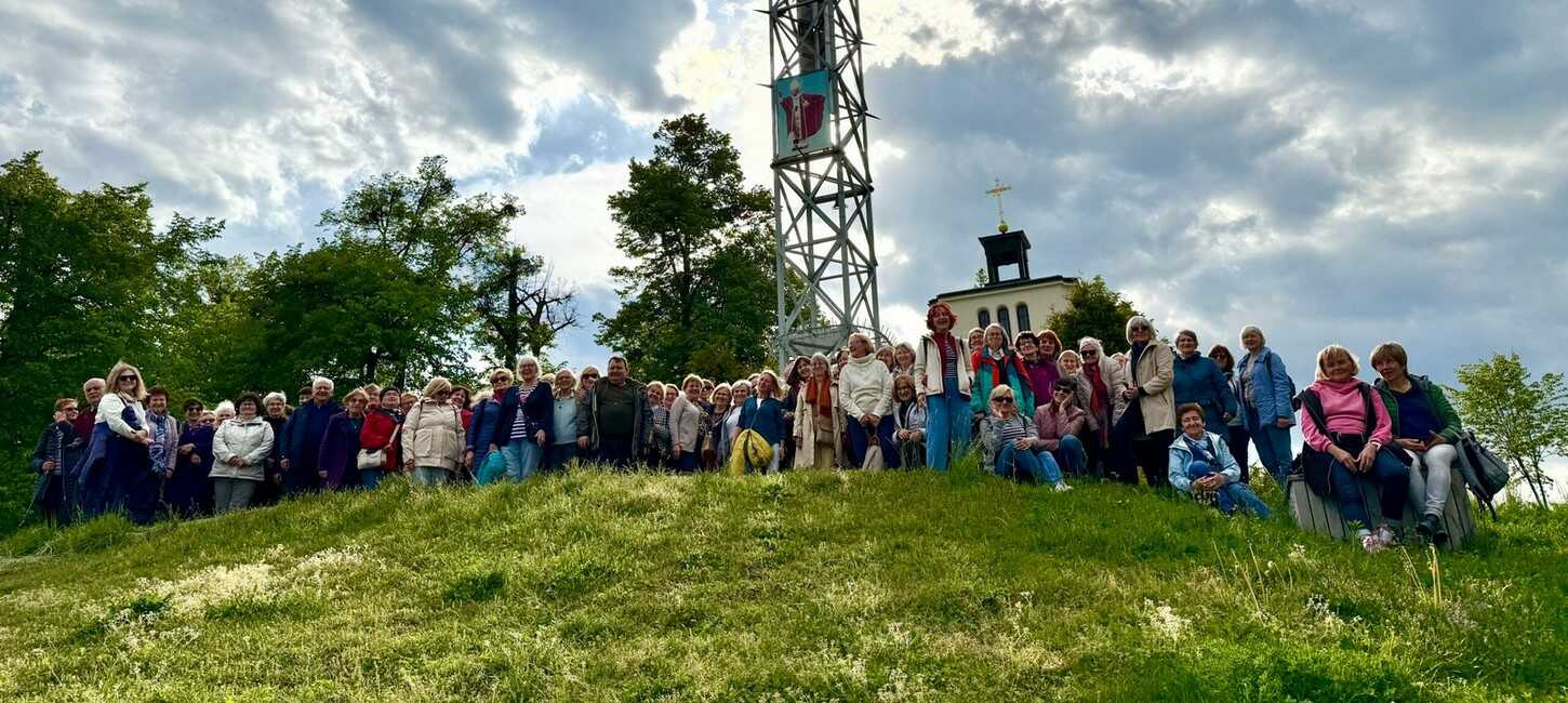 Studenci UTW pielgrzymowali do wybranych sanktuariów diecezji bielsko-żywieckiej 14 V 2025